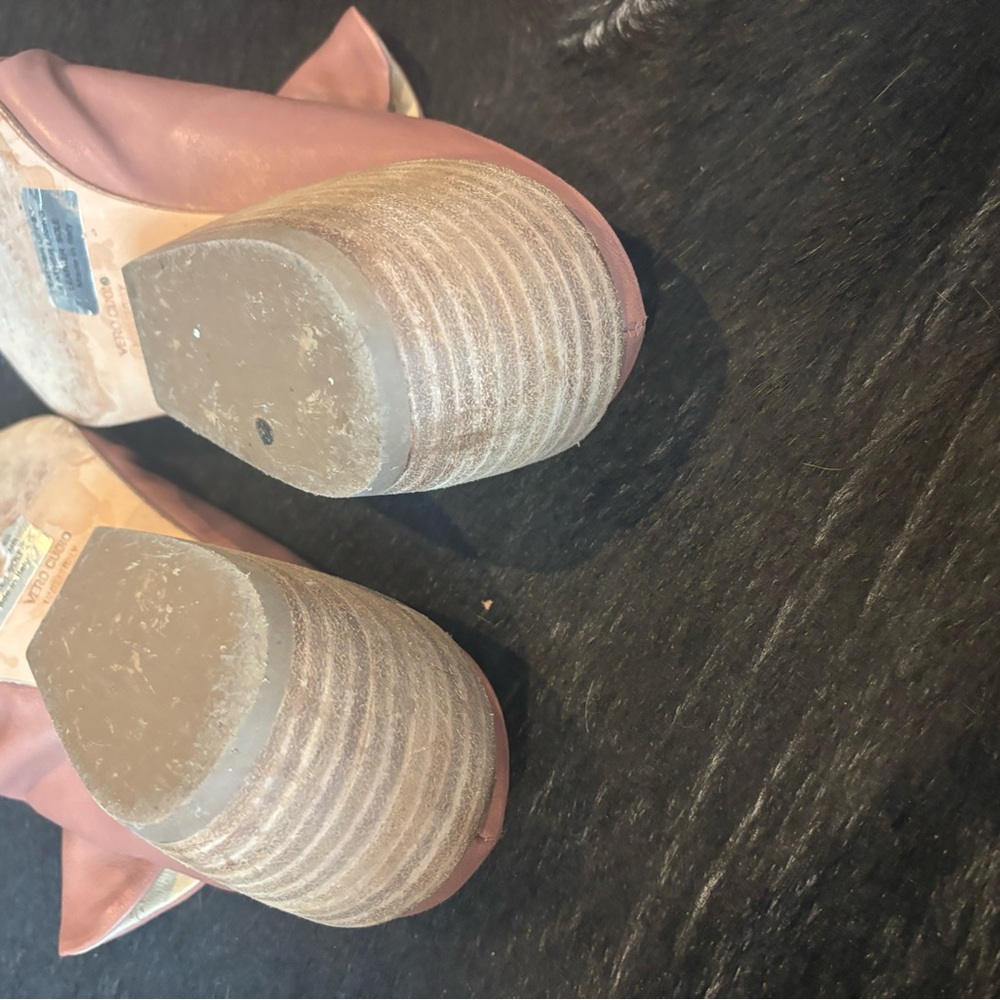 Gianvito Rossi Mauve Leather Mules - Picture 7 of 7